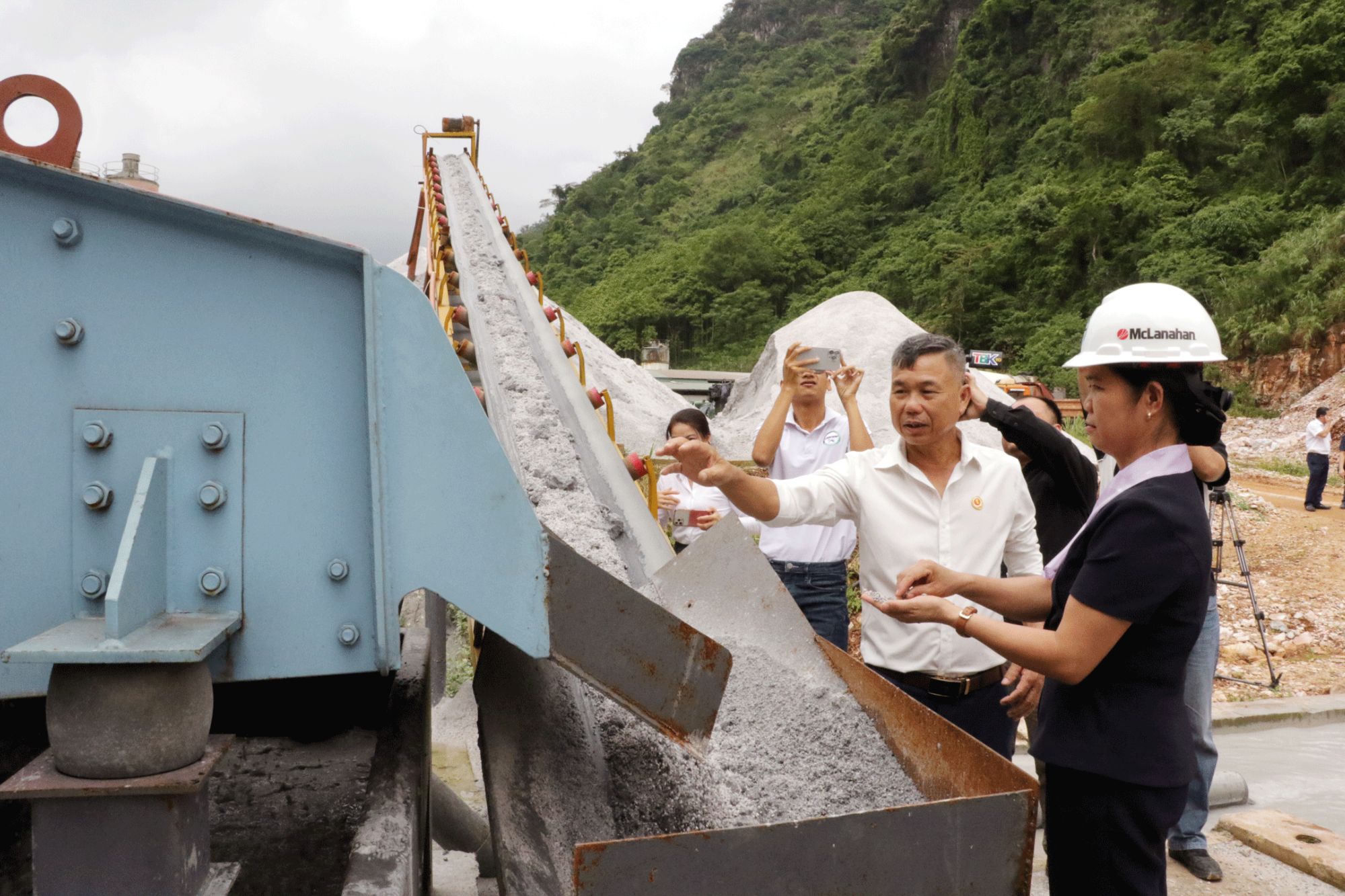 Bắc Kạn: Đưa dây chuyền nghiền cát nhân tạo 50 tấn/giờ vào sản xuất