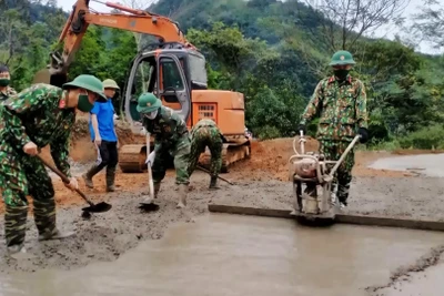 Ban Chỉ huy Quân sự huyện Pác Nặm gắn công tác dân vận với xây dựng nông thôn mới 