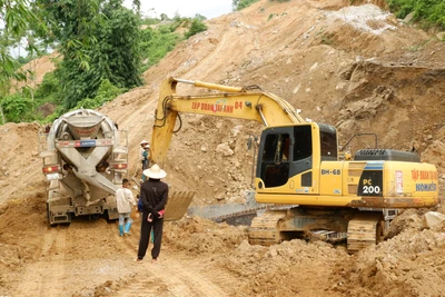 Gỡ vướng thi công tuyến đường TP. Bắc Kạn - hồ Ba Bể kết nối sang Na Hang, Tuyên Quang (Kỳ 2): Cùng vào cuộc để hoàn thành tuyến giao thông trọng điểm