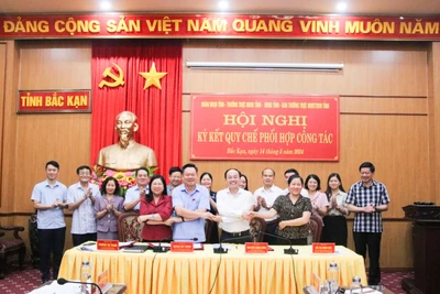 Đoàn ĐBQH, Thường trực HĐND, UBND, Ủy ban MTTQ Việt Nam tỉnh Bắc Kạn ký kết quy chế phối hợp