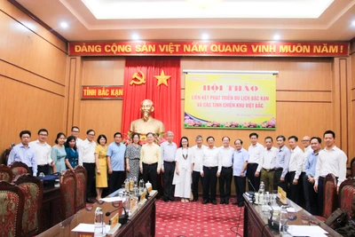 Liên kết tạo lực đẩy cho du lịch Bắc Kạn 