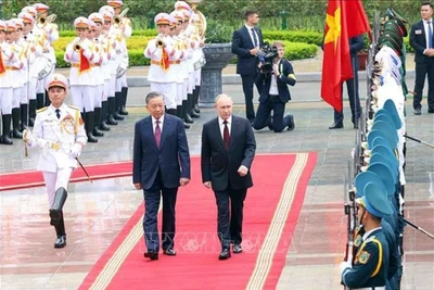 Chủ tịch nước Tô Lâm chủ trì lễ đón chính thức Tổng thống Liên bang Nga Vladimir Putin