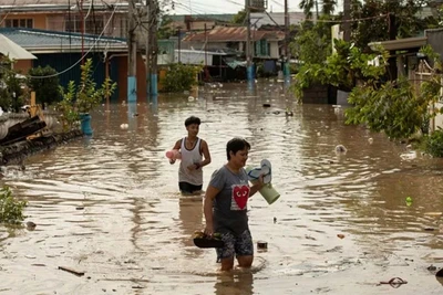 Hàng nghìn người tại Philippines sơ tán do bão Jelawat