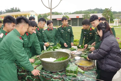 “Ngày hội bánh chưng xanh” của Đoàn cơ sở, Phòng Tham mưu Bộ CHQS tỉnh Bắc Kạn