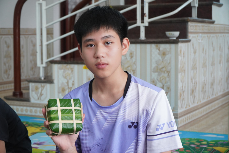 Em Nguyễn Thanh Lâm, lớp 8A2, Trường THCS Bắc Kạn. dsc09254.jpg
