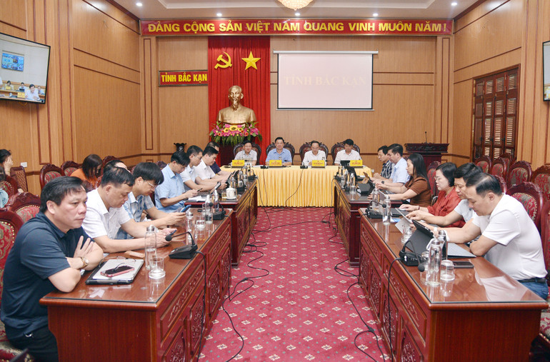 Quang cảnh Hội nghị tại điểm cầu tỉnh Bắc Kạn. TT 5.jpg