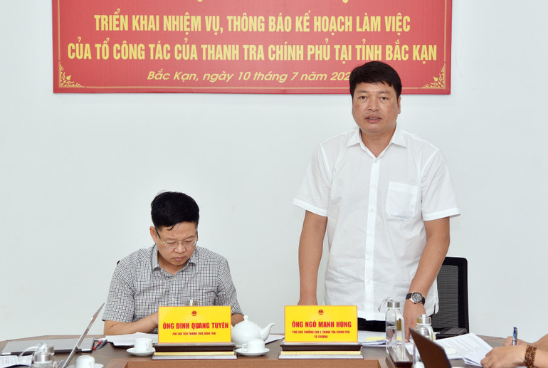 Ông Ngô Mạnh Hùng, Phó Cục trưởng Cục I, Thanh tra Chính phủ, Tổ trưởng Tổ công tác phát biểu tại buổi làm việc. Thanh tra CP 4.jpg