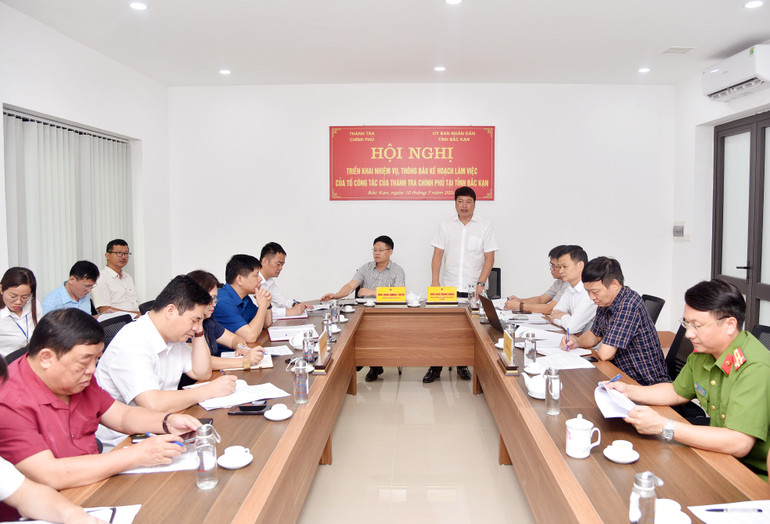 Quang cảnh buổi làm việc. Thanh tra CP 5.jpg