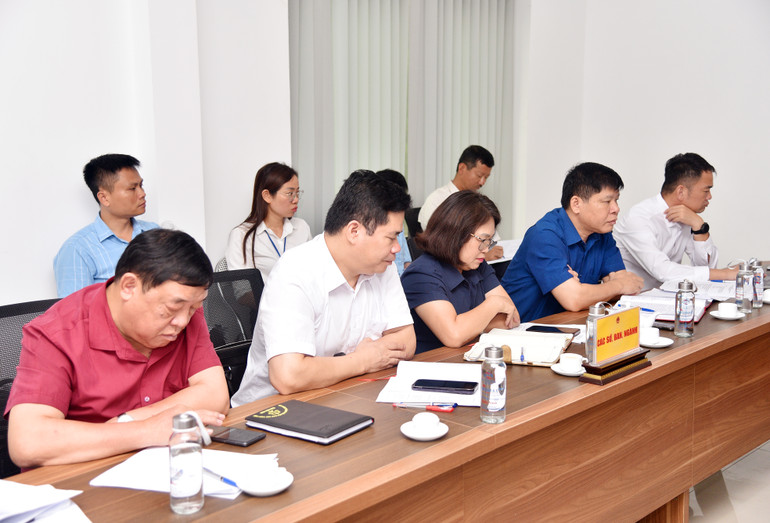 Đại diện lãnh đạo một số sở, ngành dự buổi làm việc. Thanh tra CP 3.jpg