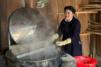 Tự hào “Làng nghề miến dong Côn Minh”