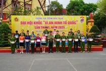Đại hội khỏe “Vì an ninh Tổ quốc” lần thứ VI