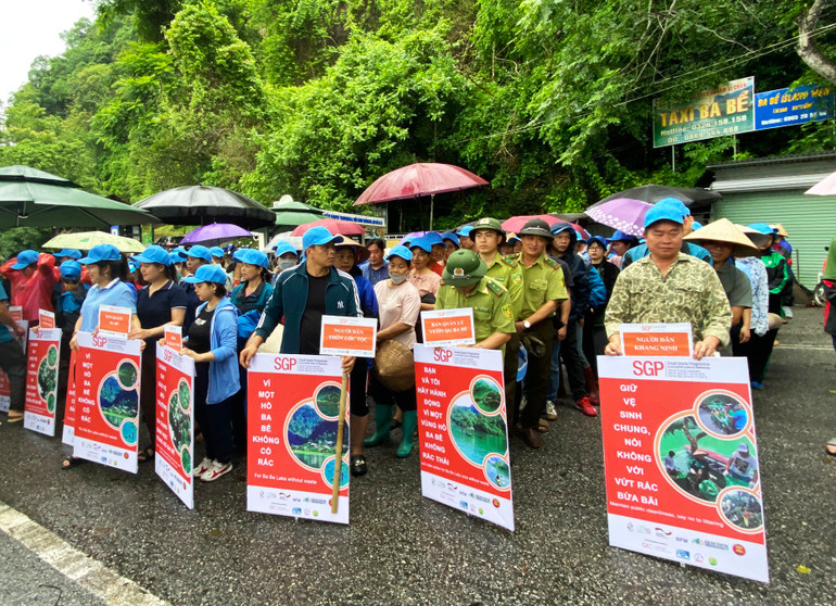 Đại biểu tham gia lễ phát động. 4.jpg
