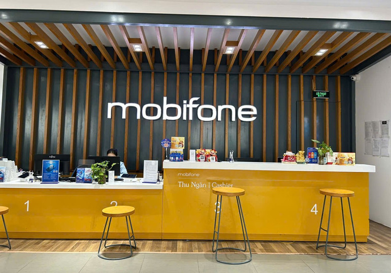 Mọi thông tin tìm hiểu về sản phẩm, khách hàng có thể đến cửa hàng MobiFone Bắc Kạn tại tổ 7, phường Đức Xuân, TP. Bắc Kạn. khach-hang.jpg