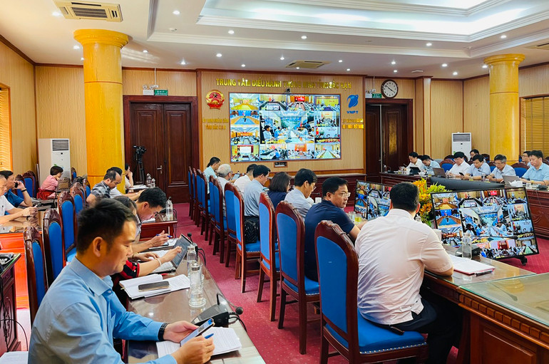 Đại biểu tham gia hội nghị trực tuyến ứng phó với cơn bão số 3. bao 3.jpg