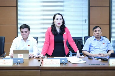 Quốc hội thảo luận Tổ về nhiều dự án Luật được trình tại kỳ họp