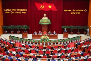 Kỳ 1- Khí thế mới từ Hội nghị Trung ương 11: Bắt tay vào cuộc “cách mạng tổ chức bộ máy”