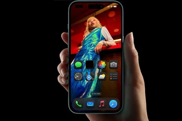 iPhone 16 Plus có AI không? Có tính năng gì hấp dẫn?