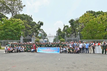 Đoàn đại biểu tỉnh Bắc Kạn thăm TP. Hồ Chí Minh nhân kỷ niệm 50 năm Giải phóng miền Nam, thống nhất đất nước.