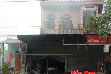 Bạch Thông: Cháy lớn tại cửa hàng tạp hóa