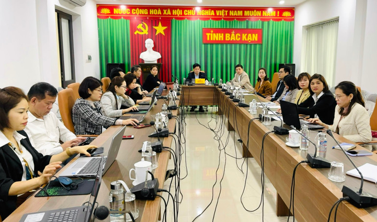 Lãnh đạo, cán bộ HND tỉnh học tập nghị quyết trực tuyến. IMG_9053.jpeg