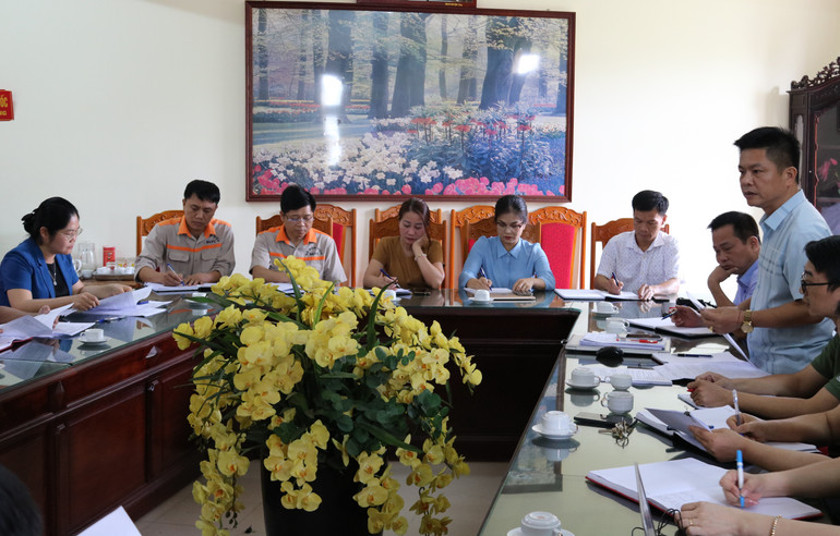 Đoàn giám sát của HĐND tỉnh làm việc với Trường Cao đẳng Bắc Kạn.