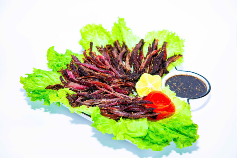 Sản phẩm thịt lợn sấy Ngân Sơn. z6070657386886-10060039c461a8ff9a556d47138649d6.jpg