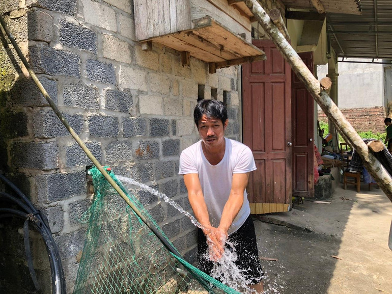 100% người dân tổ Khuổi Pái được sử dụng nước hợp vệ sinh. z5723474633421_5688902dae404689719164d0faaf79c6.jpg