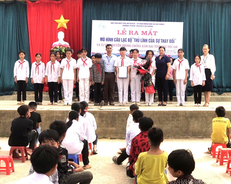 Lễ ra mắt CLB thủ lĩnh tại Trường Phổ thông Dân tộc bán trú Trung học cơ sở An Thắng (Pác Nặm). PN03.jpg