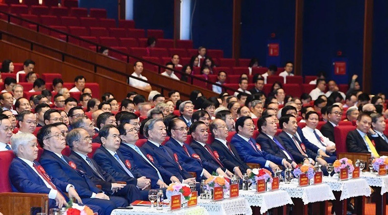 Các đại biểu tham dự Lễ kỷ niệm 100 năm Ngày Báo chí cách mạng Việt Nam. 1a6a377332678539dc76.jpg