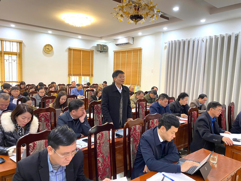 Đại biểu thảo luận tại Hội nghị. z6126868182430-6143770381097bde68324ad4efe61a5f.jpg