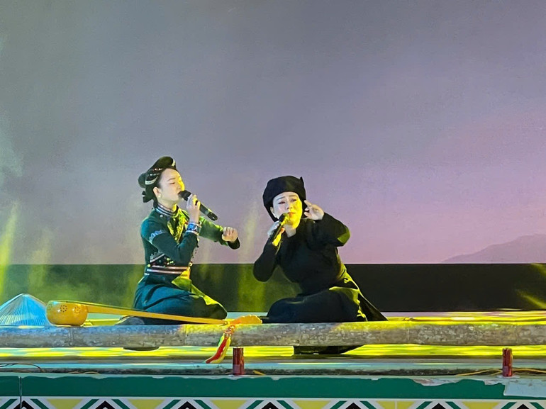 Hát song ca "Mẻ Lần". img-2118.jpg