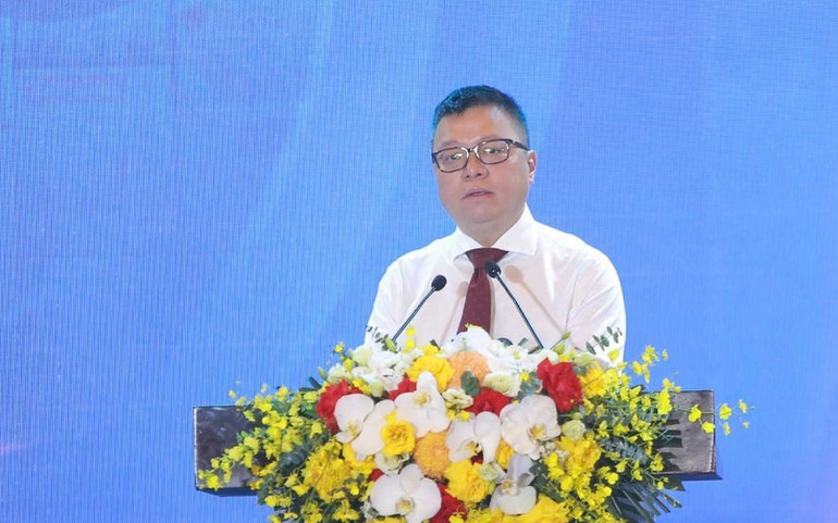 Comrade Le Quoc Minh, member of the Party Central Committee, Editor-in-Chief of Nhan Dan Newspaper, Chairman of the Vietnam Journalists Association spoke at the opening ceremony. a-ong-minh-9127-8031.jpg