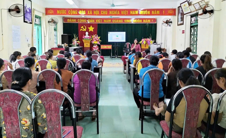 Quang cảnh tập huấn. z5775201065074_eb03ab07f70c655d037d173842268a0b.jpg