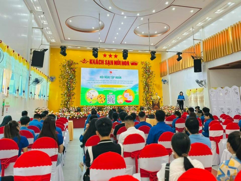 ទិដ្ឋភាពសន្និសីទនៅទីតាំងក្រុងបាកាន។ img-6564.jpg