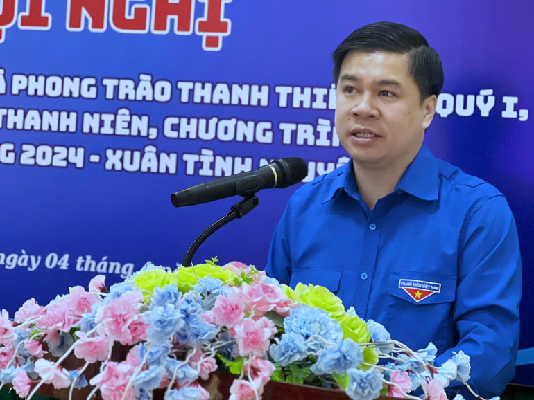 Anh Triệu Tiến Trình, Ủy viên BCH Trung ương Đoàn, Bí thư Tỉnh đoàn Bắc Kạn phát biểu tại hội nghị. z6472810378197-896fa35ed135cc14b5d45663203904b0.jpg