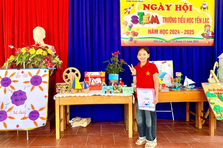 Em Nông Tú Anh tích cực tham gia các hoạt động phong trào của trường, lớp. 492258371-1188410089748856-6998703704137084059-n.jpg