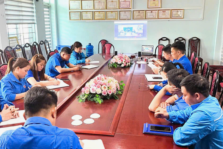 Điểm cầu trực tuyến tại huyện Ba Bể. gh.jpg
