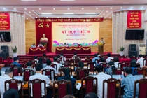 Đại biểu dự Kỳ họp.