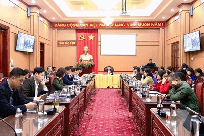 Hội nghị báo cáo viên tháng 11/2024