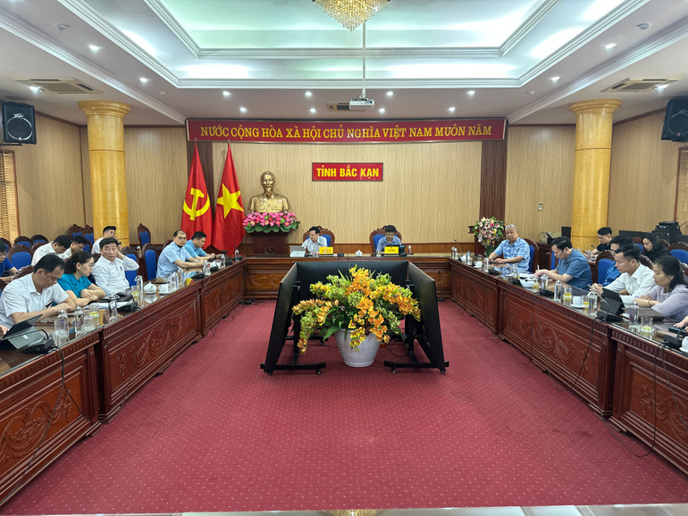 Quang cảnh cuộc tọa đàm tại điểm cầu tỉnh Bắc Kạn. img-1414.jpg