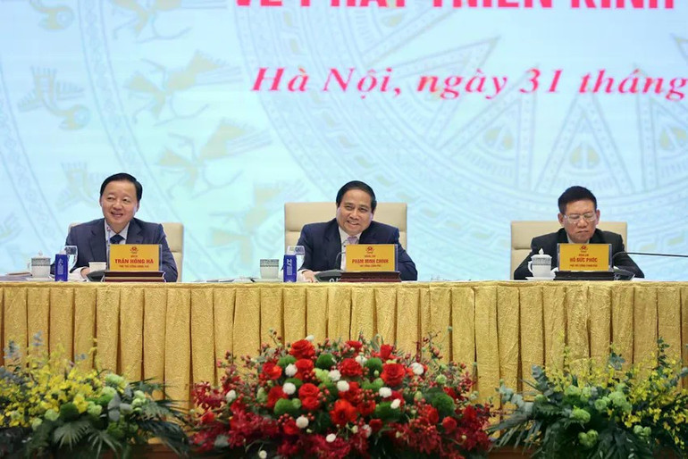 Thủ tướng Phạm Minh Chính chủ trì cuộc toạ đàm. kinh-te-tu-nhan-3105-7371-569.jpg