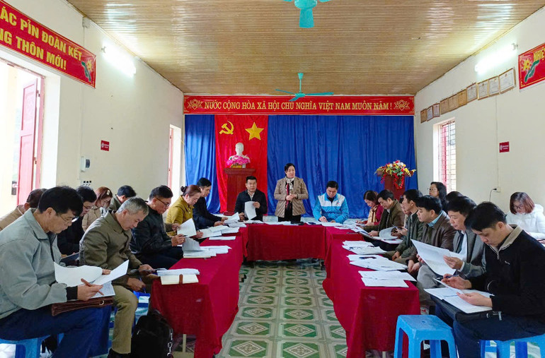 Cơ quan Thường trực Ban Chỉ đạo làm việc với huyện Ba Bể trong thực hiện xóa nhà tạm, nhà dột nát trên địa bàn. 1111.jpg