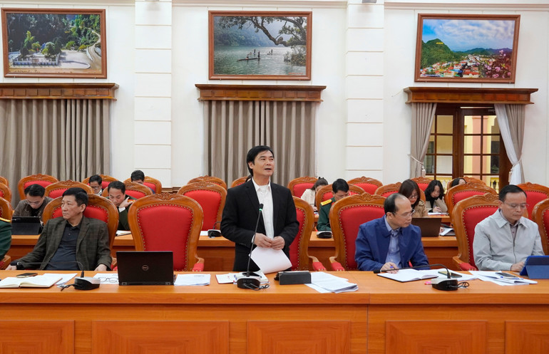 Các đại biểu thảo luận giải pháp và nhiệm vụ năm 2025. dsc2923.jpg