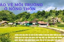 Người dân xã Vi Hương (Bạch Thông) ra quân tổng vệ sinh môi trường.