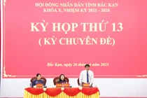 Xem xét, quyết định các nội dung quan trọng về phát triển KT - XH