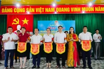 Nông dân thi kiến thức về an toàn thực phẩm