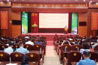 Quang cảnh Lễ phát động.