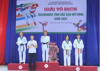 Bế mạc Giải vô địch Taekwondo tỉnh Bắc Kạn mở rộng năm 2025