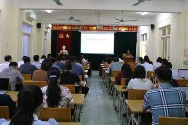 Lễ khai giảng lớp bồi dưỡng.
