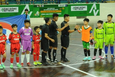 Trận đấu ra quân U11 Bắc Kạn gặp U11 Lào Cai và giành chiến thắng 2-0